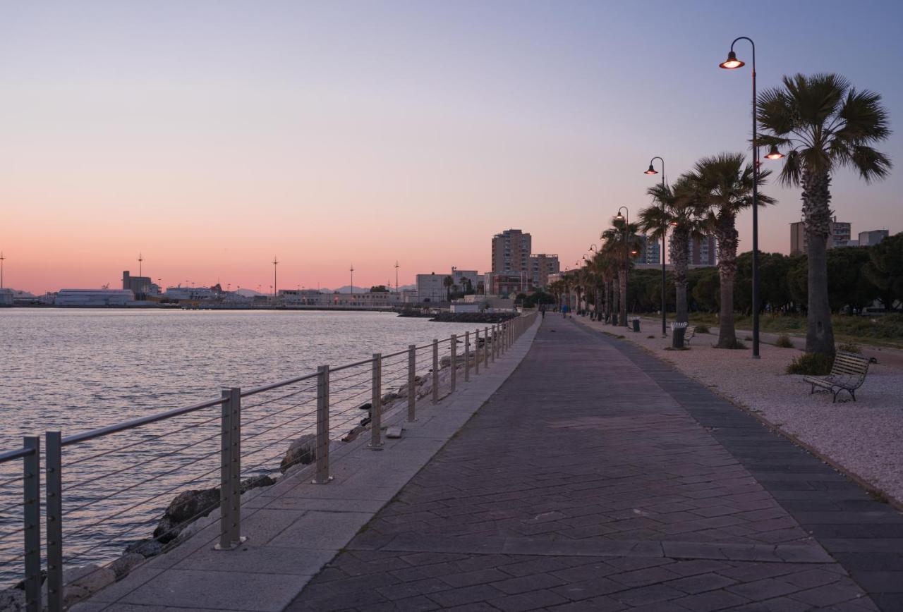 Le Scale Sul Porto . Marina Centro Storico. Ac Apartment Cagliari Exterior foto