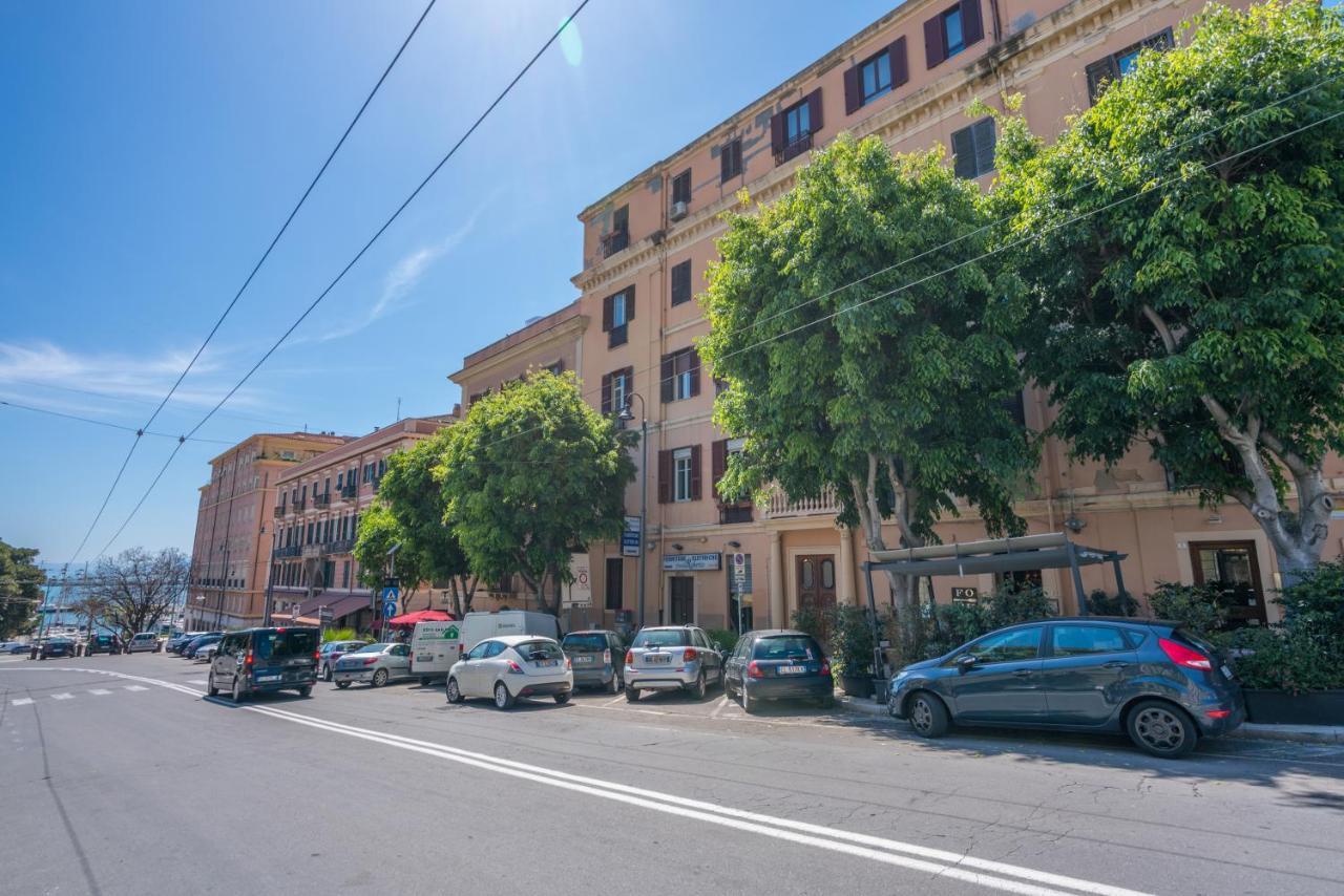 Le Scale Sul Porto . Marina Centro Storico. Ac Apartment Cagliari Exterior foto